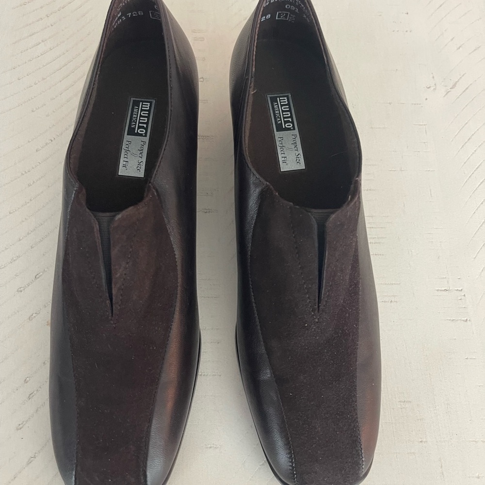 Munro Women's Dark Brown Loafers